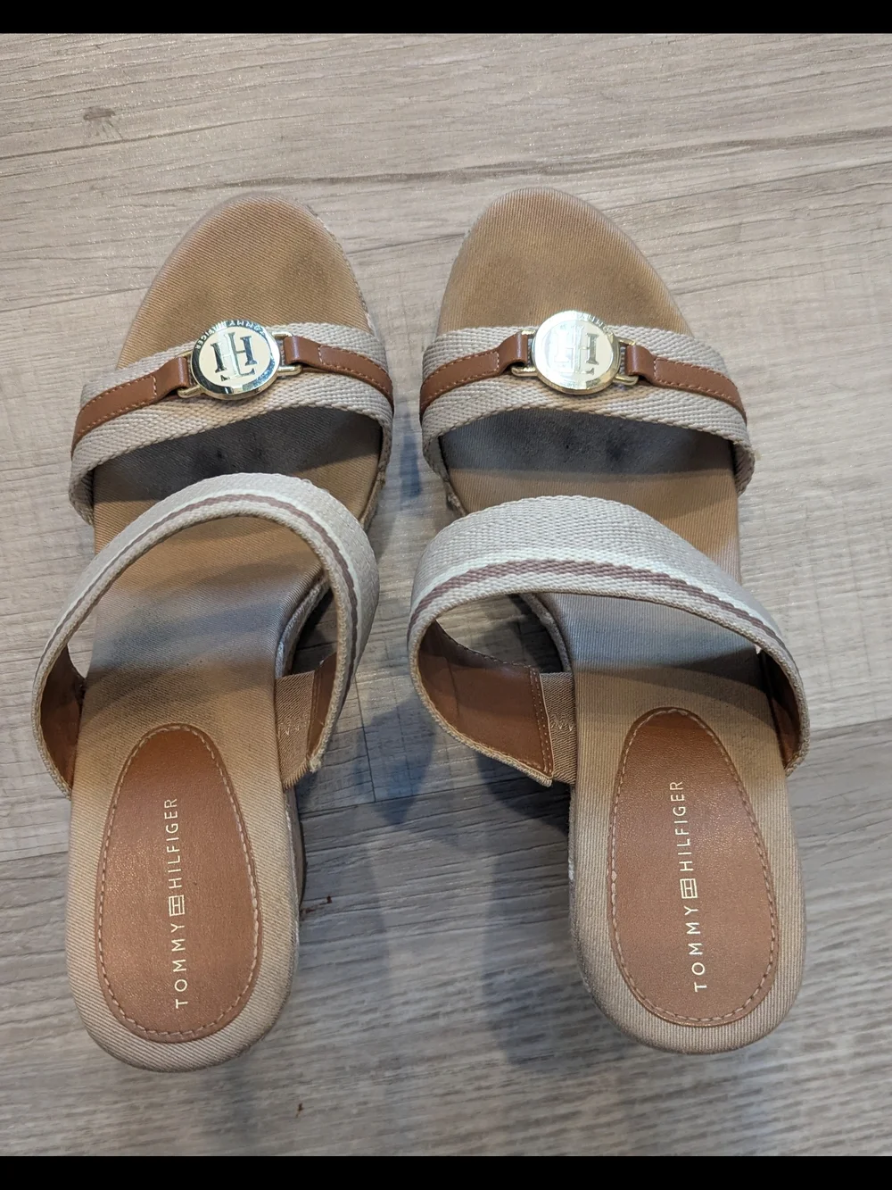 Tommy Hilfiger Beige and Tan Wedge Slide Sandals with Logo Medallions
